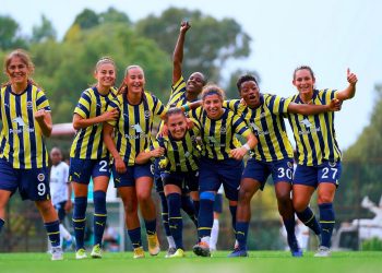 Fenerbahçe Kadın Futbol Takımı