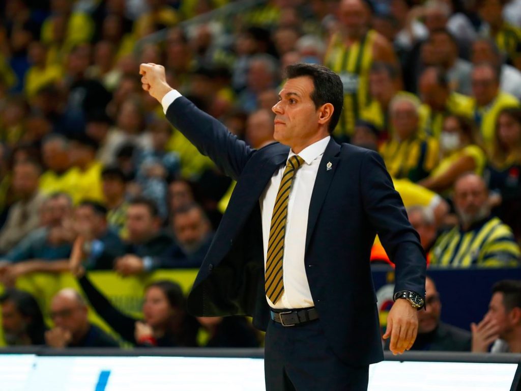 Fenerbahçe Erkek Basketbol Takımı Başantrenörü Dimitris Itoudis