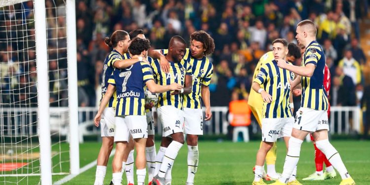 Fenerbahçe Futbol Takımı