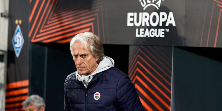 Fenerbahçe Teknik Direktörü Jorge Jesus
