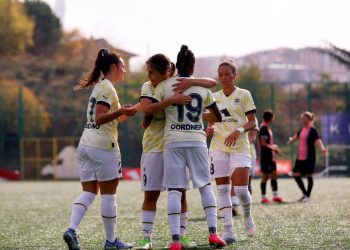 Fenerbahçe Kadın Futbol Takımı