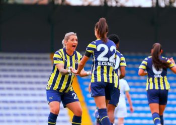 Fenerbahçe Kadın Futbol Takımı