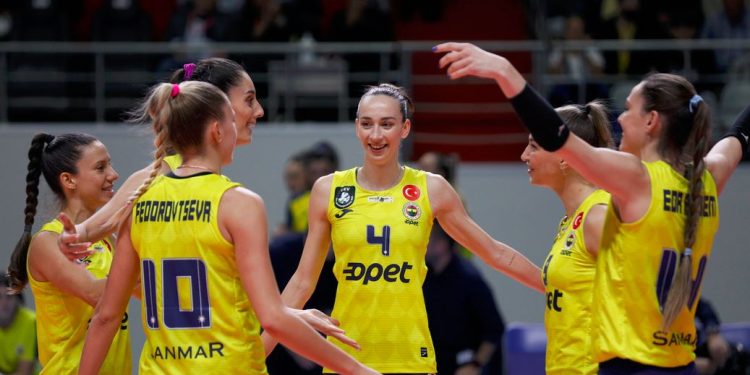 Fenerbahçe Kadın Voleybol Takımı