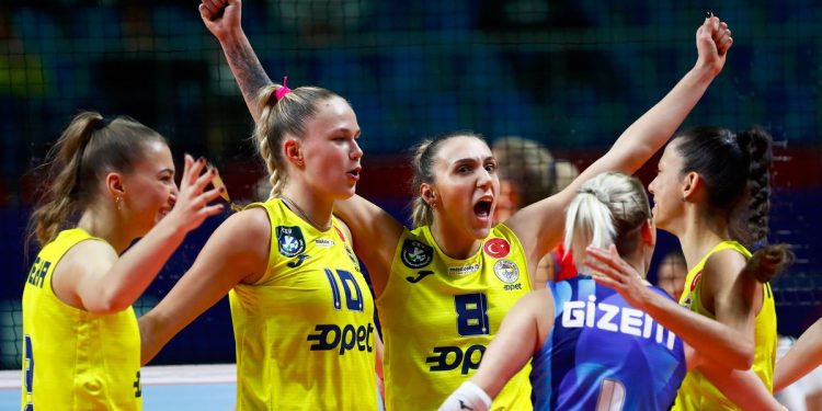 Fenerbahçe Kadın Voleybol Takımı