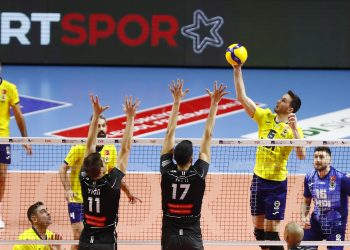 Fenerbahçe HDI Sigorta 2-3 Halkbank