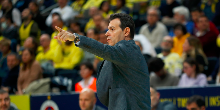 Fenerbahçe Erkek Basketbol Takımı Başantrenörü Dimitris Itoudis