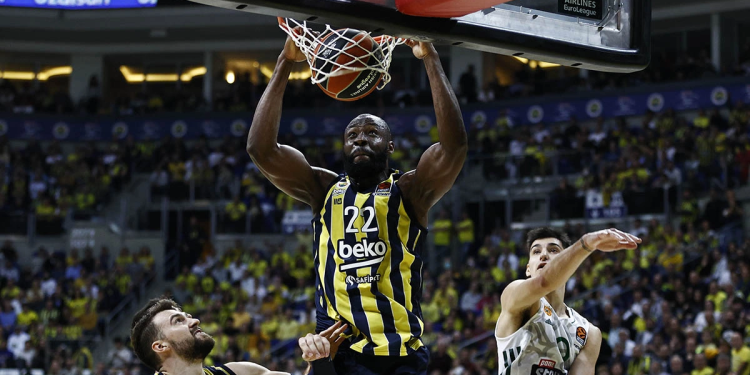 Fenerbahçe Erkek Basketbol Takımımızın oyuncusu Tonye Jekiri