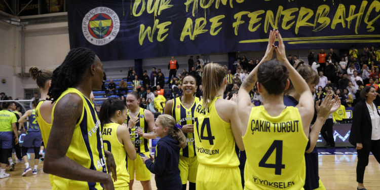 Fenerbahçe Kadın Basketbol Takımı