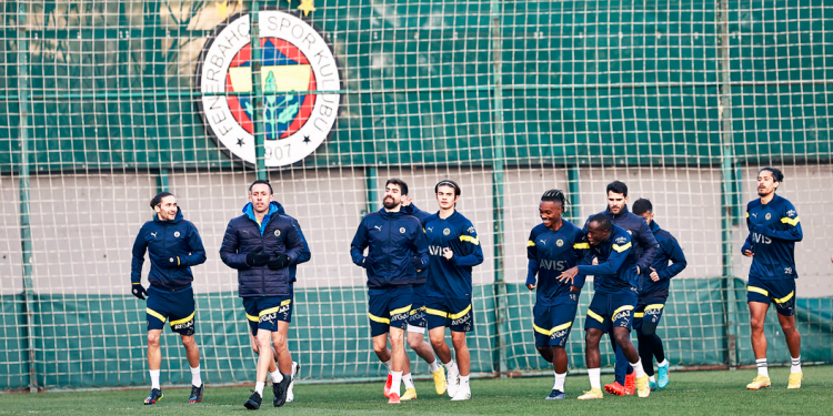 Fenerbahçe'de Antalyaspor maçı hazırlıkları başladı