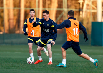 Fenerbahçe'de Trabzonspor maçı hazırlıkları başladı