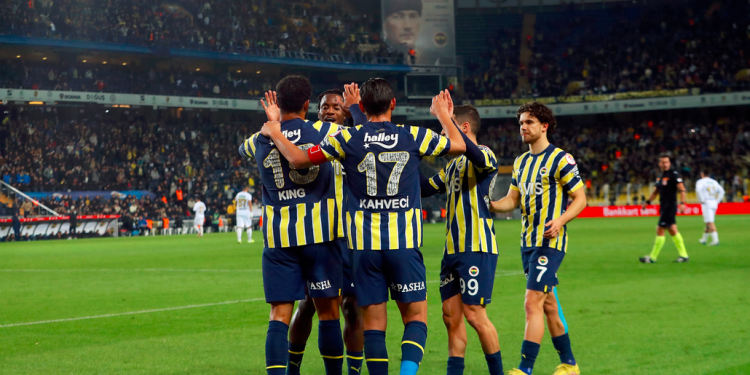 Fenerbahçe Futbol Takımı