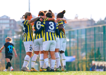 Fenerbahçe Kadın Futbol Takımı