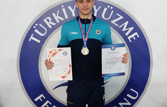 Fenerbahçeli yüzücümüz Aykut Mert İravul