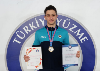 Fenerbahçeli yüzücümüz Aykut Mert İravul