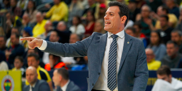 Fenerbahçe Erkek Basketbol Takımı Başantrenörü Dimitris Itoudis
