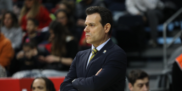 Fenerbahçe Erkek Basketbol Takımı Başantrenörü Dimitris Itoudis