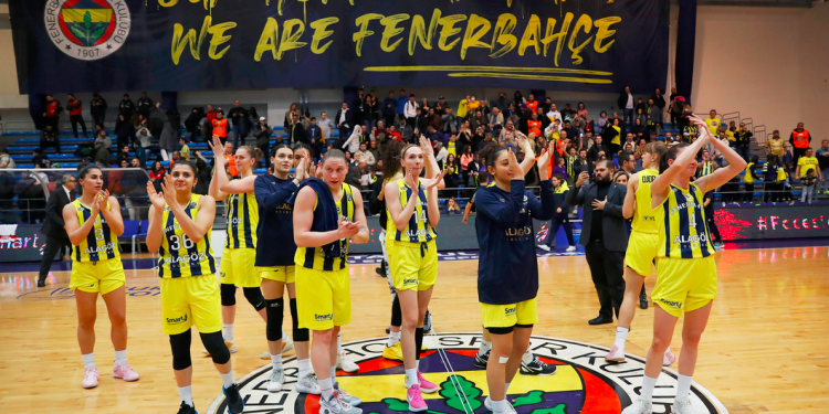 Fenerbahçe Kadın Basketbol Takımı