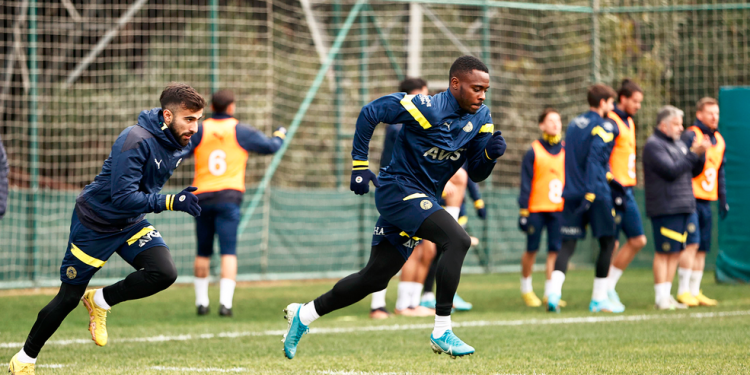 Fenerbahçe'de Gaziantep FK maçının hazırlıkları tamamlandı