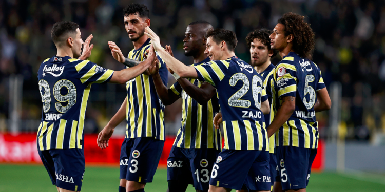 Fenerbahçe Futbol Takımı
