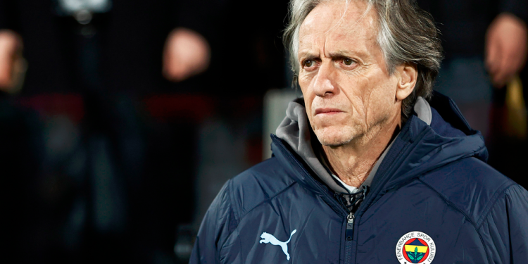 Fenerbahçe Teknik Direktörü Jorge Jesus