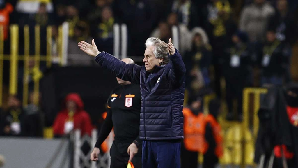 Fenerbahçe Teknik Direktörü Jorge Jesus