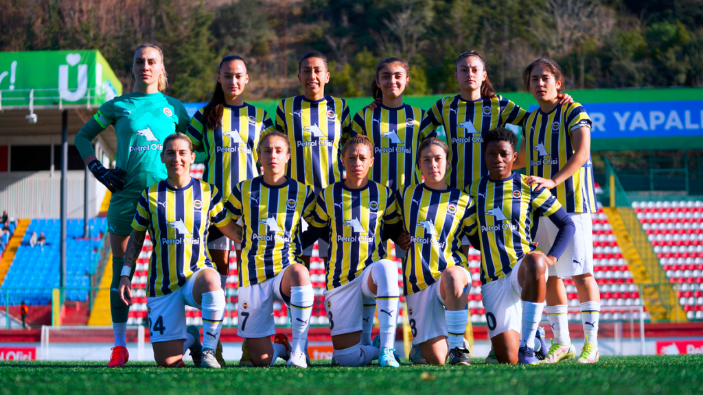 Fenerbahçe Kadın Futbol Takımı