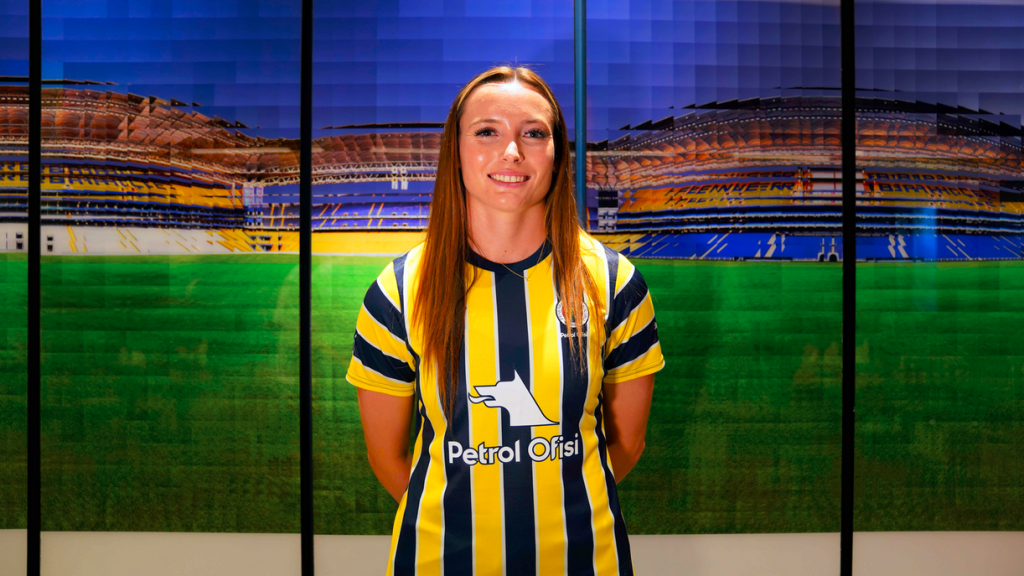 Fenerbahçe Petrol Ofisi'nde Kristen Leigh Ricks ile yollar ayrıldı