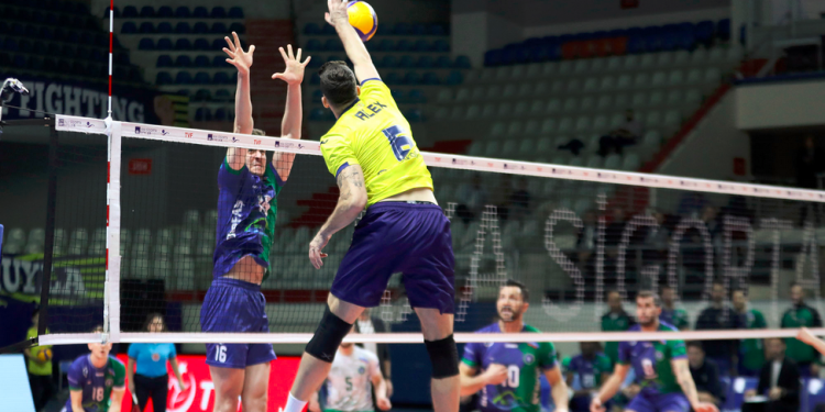 Fenerbahçe HDI Sigorta - Bursa Büyükşehir Belediye Spor