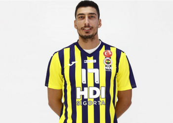 Fenerbahçe Erkek Voleybol Takımımızın oyuncusu Oğuzhan Tarakçı