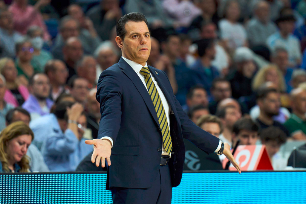 Fenerbahçe Erkek Basketbol Takımı Başantrenörü Dimitris Itoudis