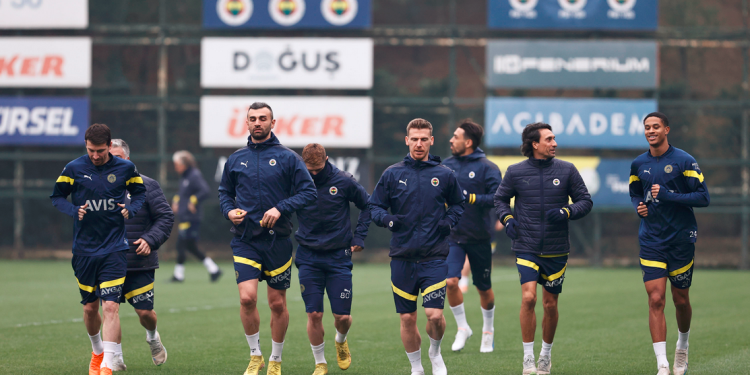 Fenerbahçe'de Sevilla maçı hazırlıkları başladı