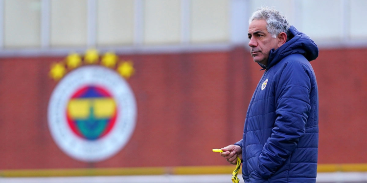Fenerbahçe Kadın Futbol Takımı Teknik Direktörü Serhat Deniz