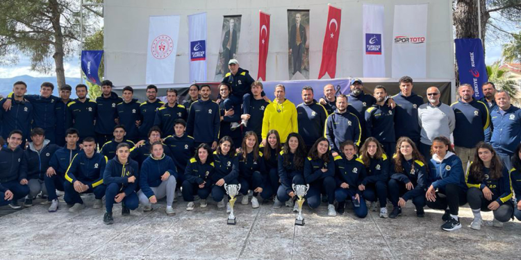 Büyükler Türkiye Kürek Kupası Yarışları’nda şampiyon Fenerbahçe Kürek Şubemiz