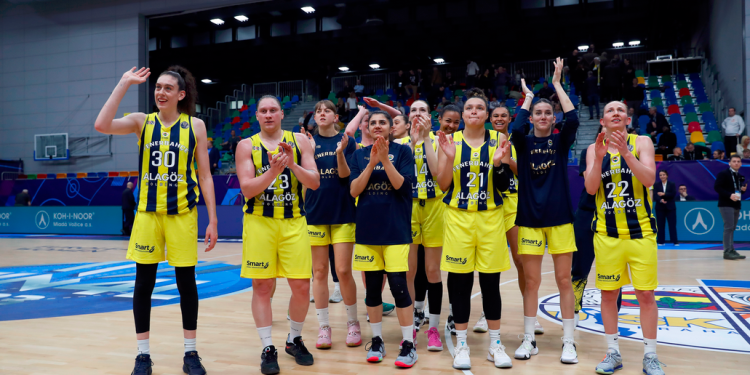 Fenerbahçe Kadın Basketbol Takımı