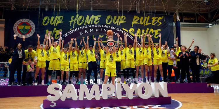 Şampiyon Fenerbahçe Alagöz Holding