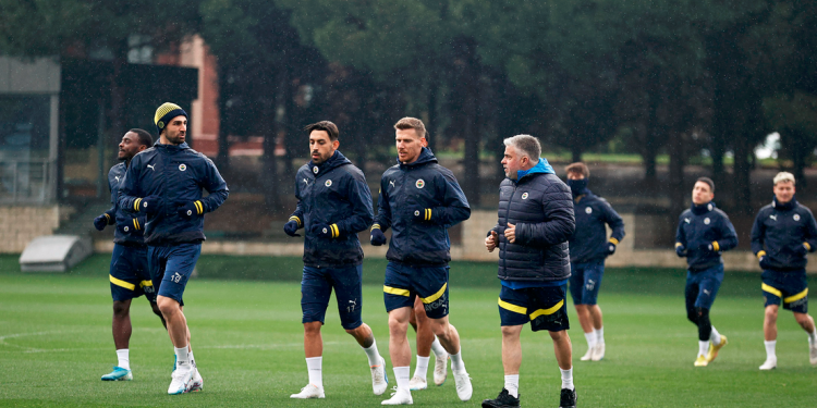 Fenerbahçe, Ankaragücü maçı hazırlıklarına başladı