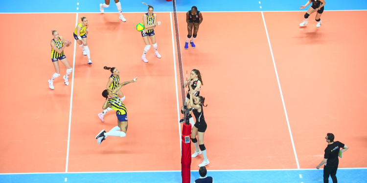 Fenerbahçe Opet - Vakıfbank