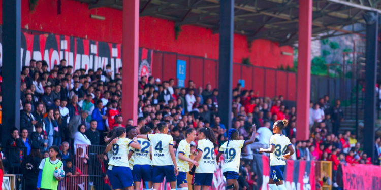 Fenerbahçe Kadın Futbol Takımı