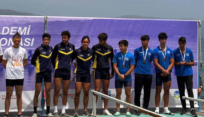 Kürekçilerimizden Bahar Kupası Yarışlarında 3 şampiyonluk