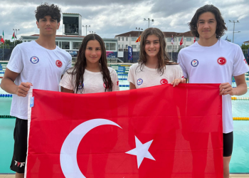 Genç yüzücülerimizden yeni rekorlar ve madalyalar