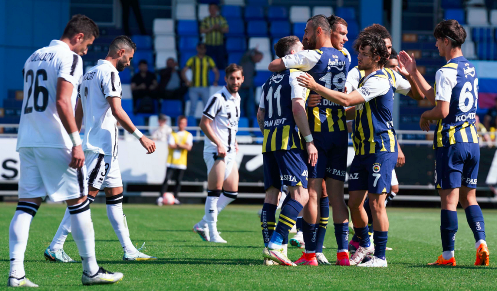 Neftçi PFK - Fenerbahçe