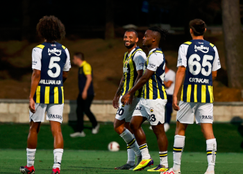 Fenerbahçe, yeni sezon hazırlıkları kapsamında Gençlerbirliği ile oynadığı maçtan 5-0 galip ayrıldı.