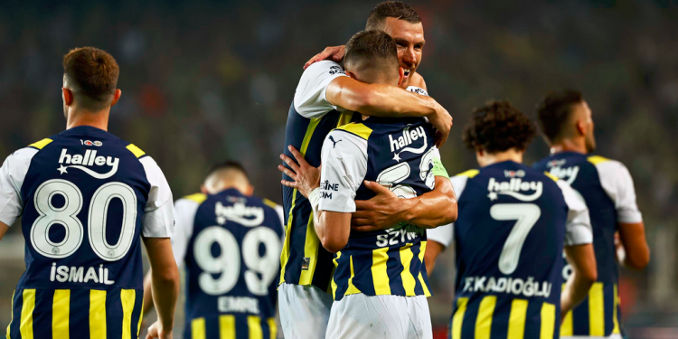 Fenerbahçe Futbol Takımı