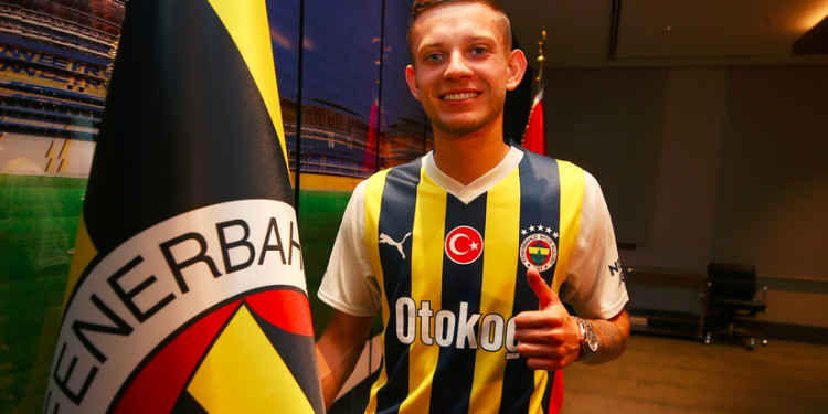 Sebastian Szymanski Fenerbahçe'de