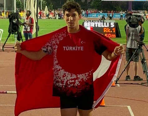 Fenerbahçeli milli atlet Erdem Tilki