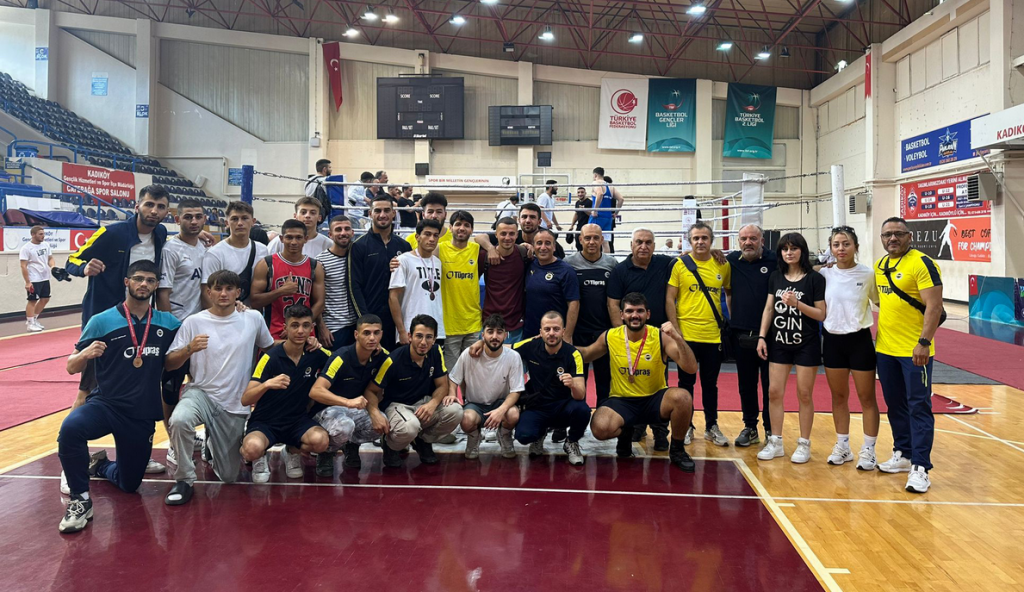 Boksörlerimizden U22 İstanbul Boks Şampiyonası’nda 23 madalya
