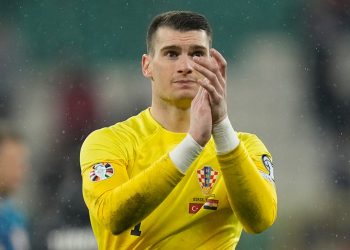 Fenerbahçe Dominik Livakovic'i duyurdu