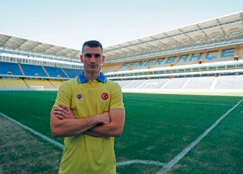 Dominik Livakovic Fenerbahçe'de