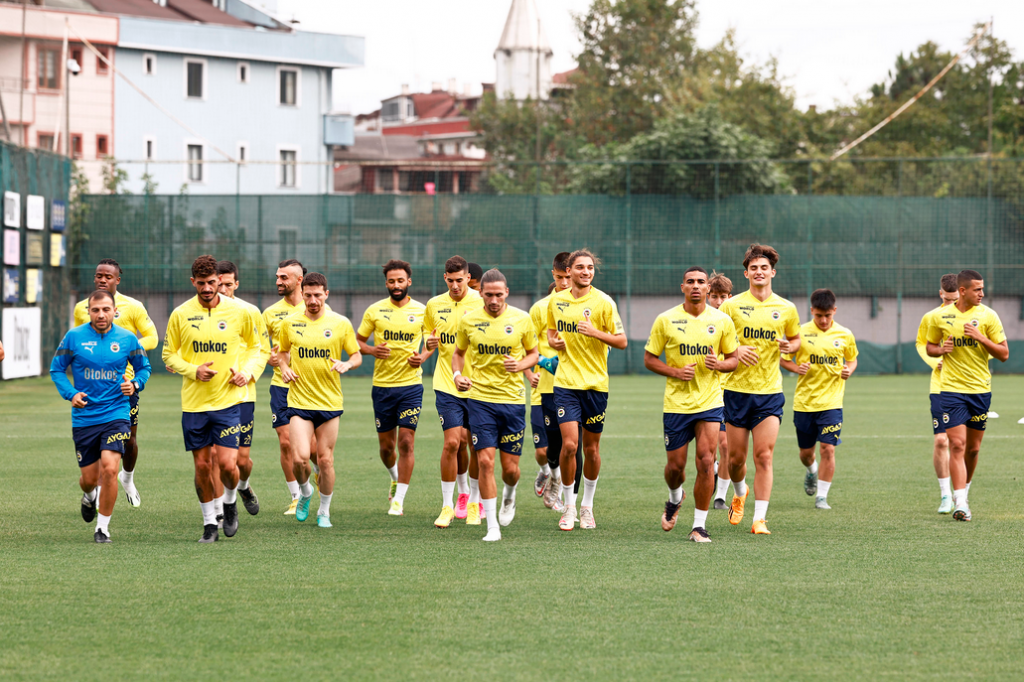 Fenerbahçe'de Gaziantep FK maçının hazırlıkları başladı