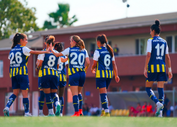 Fenerbahçe Kadın Futbol Takımı